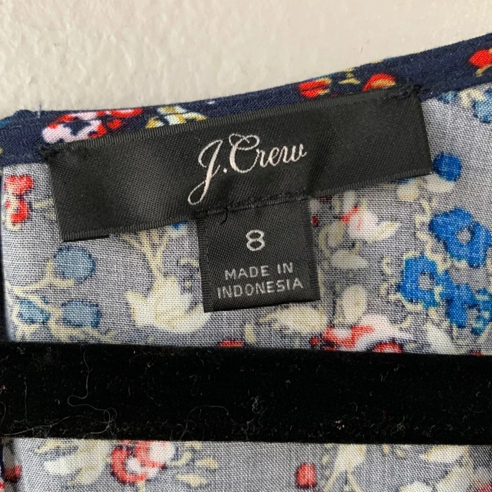 J. Crew navy multi floral print faux wrap‎ cap sleeve ruffle trim dress. Size 8